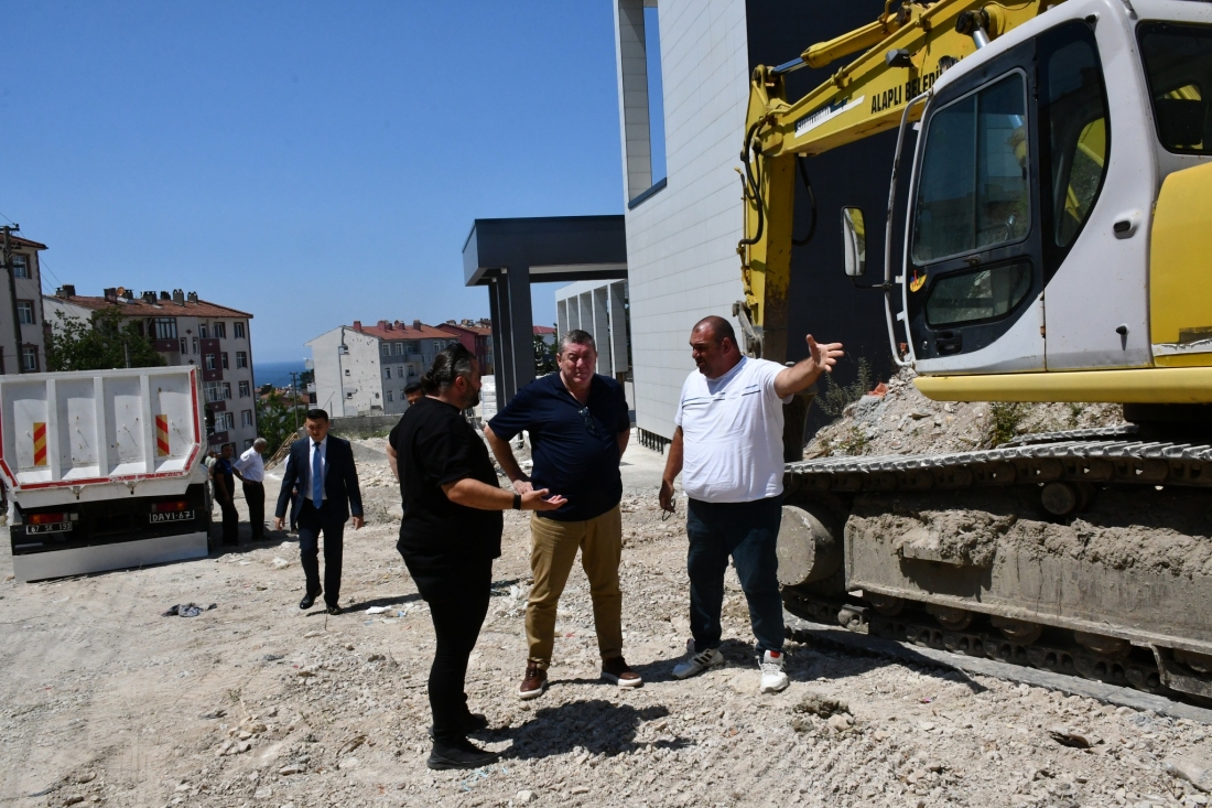 BAŞKAN TEKİN, DEVAM EDEN ÇALIŞMALARI YERİNDE İNCELEDİ