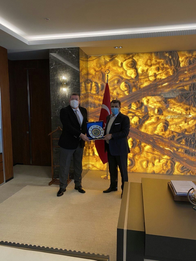 Belediye Başkanımız Sayın Nuri Tekin, Türk Metal Sendikası Genel Başkanı Pevrul Kavlak'ı ziyaret etti.