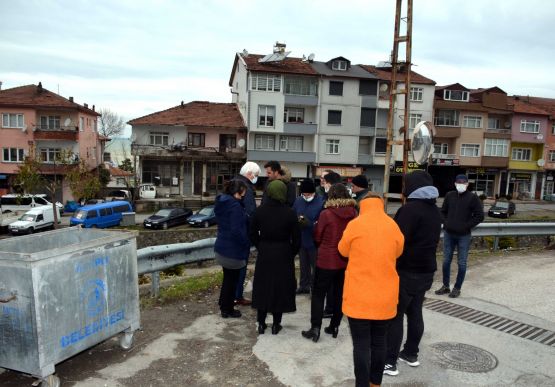 Alaplı Belediye Başkanı Nuri Tekin, Taşbaşı üst geçidinin yapımı için ölçüm çalışmalarının başladığını söyledi.
