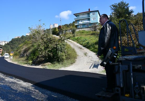 ALAPLI’DA ASFALT ÇALIŞMALARI BAŞLADI: 10 BİN TON SICAK ASFALT SERİLECEK.