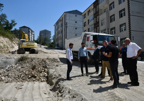 BAŞKAN TEKİN, DEVAM EDEN ÇALIŞMALARI YERİNDE İNCELEDİ