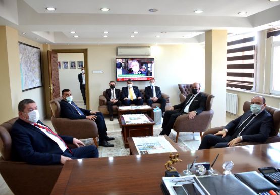 Türk Metal Sendikası Genel Başkan Yardımcısı Halil Faki Erdal, Alaplı Belediye Başkanı Nuri Tekin’i ziyaret etti.