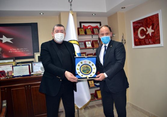 Zonguldak CHP Milletvekilleri Ünal Demirtaş ve Deniz Yavuzyılmaz, Belediyemizi ziyaret etti.