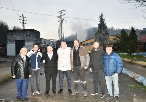 BAŞKAN TEKİN, MESAİYE BAŞLAYAN MADENCİLERİ KUYU BAŞINDAN UĞURLADI...