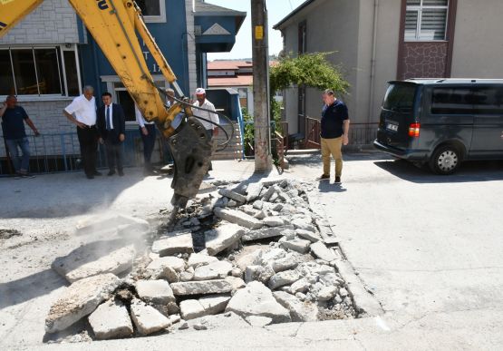 BAŞKAN TEKİN, DEVAM EDEN ÇALIŞMALARI YERİNDE İNCELEDİ