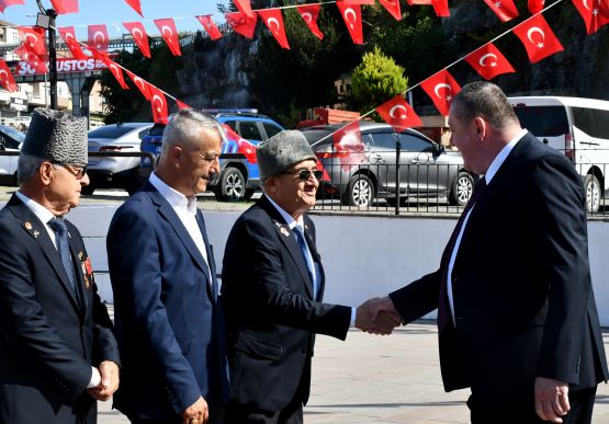 BÜYÜK ZAFERİN 103. YILI ALAPLI'DA KUTLANDI