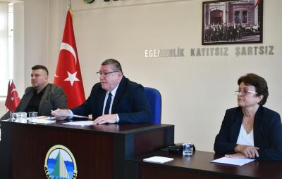 BAŞKAN TEKİN: “KARŞIYAKA DOLGU ALANININ DEVRİ GERÇEKLEŞİRSE BİR KISMINI GEÇİÇİ TIR PARKINA DÖNÜŞTÜRECEĞİZ”